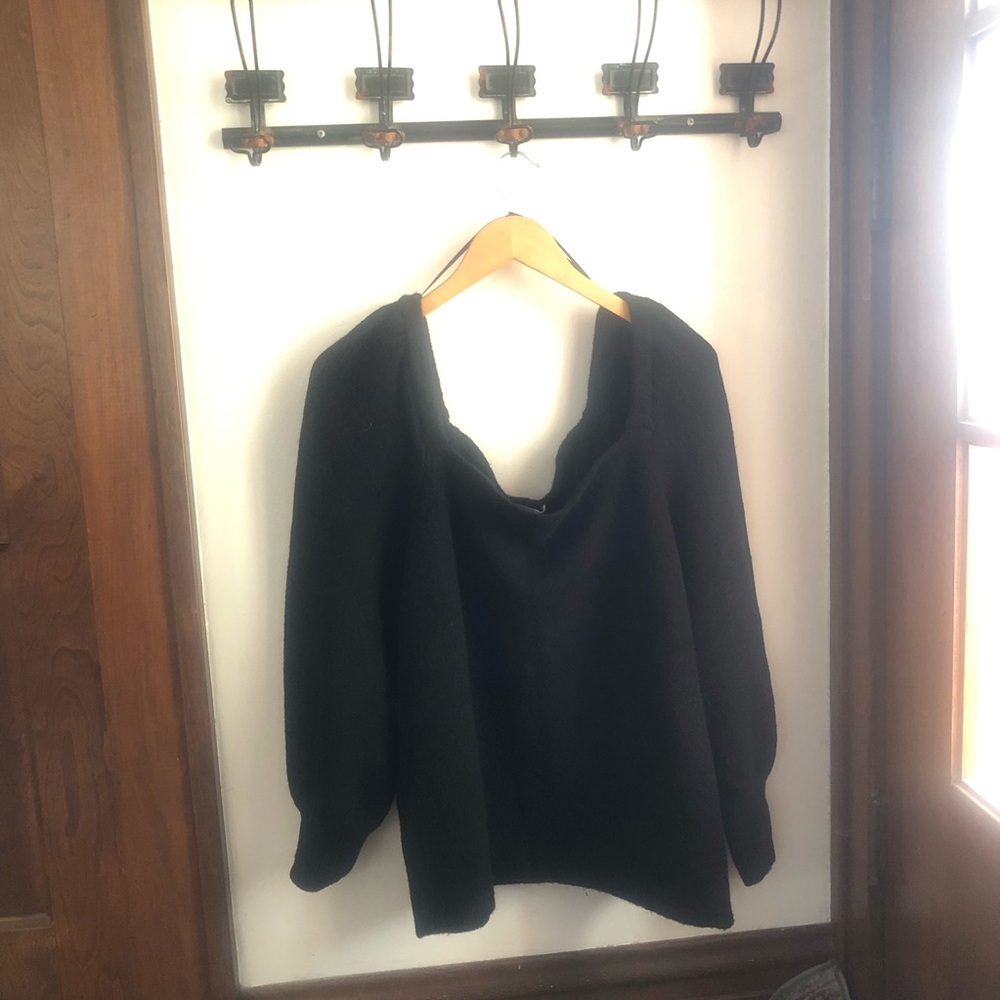 🖤H&M Black Square Scoop Soft Sweater Classic Knit 🖤